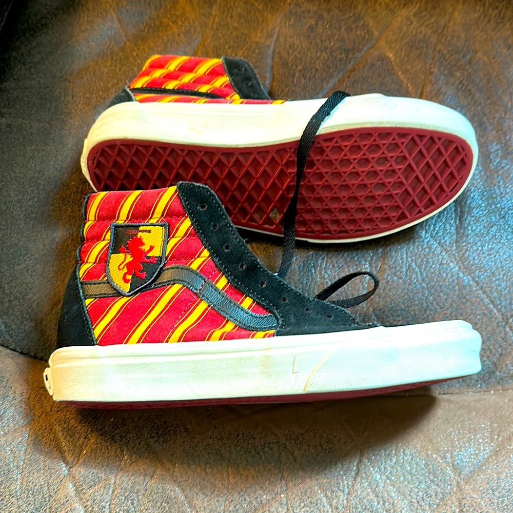 Gryffindor Harry Potter Vans 4.5